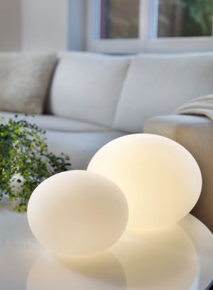 Globus bordlampe Ø18 cm - hvit