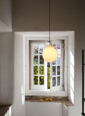 Moser taklampe ø25 cm - hvit