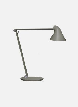 NJP bordlampe fra Louis Poulsen i mørk grå, lys på