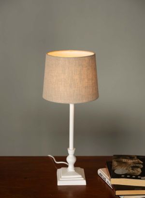 Lisa stakelampe hvit 